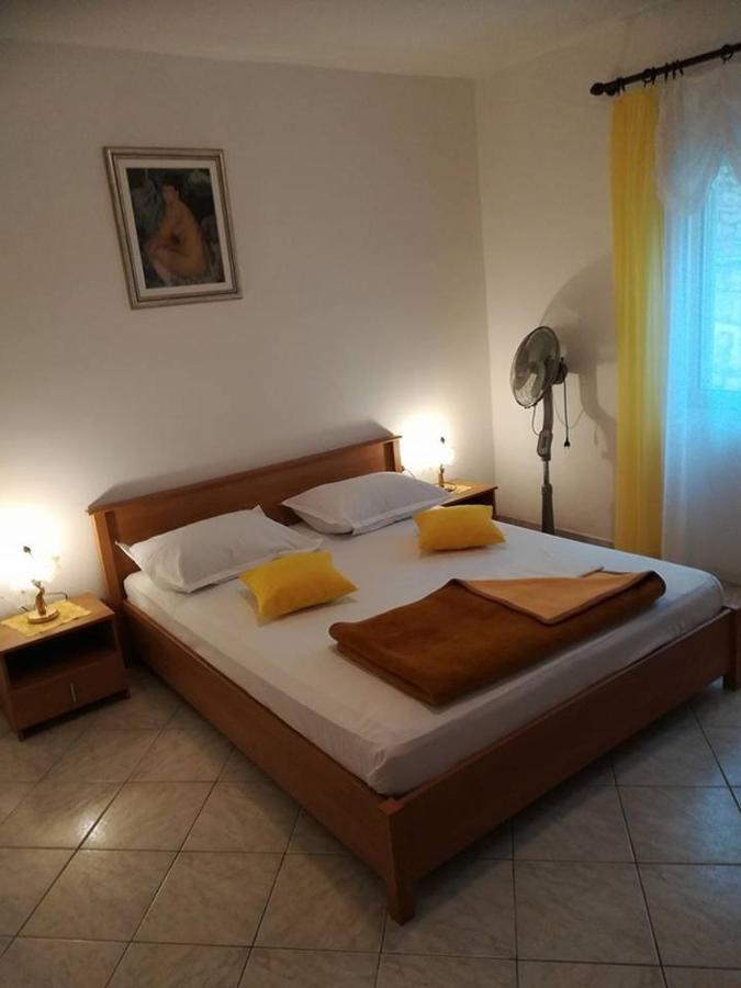 Apartment Grscica 4487A Prizba Bagian luar foto